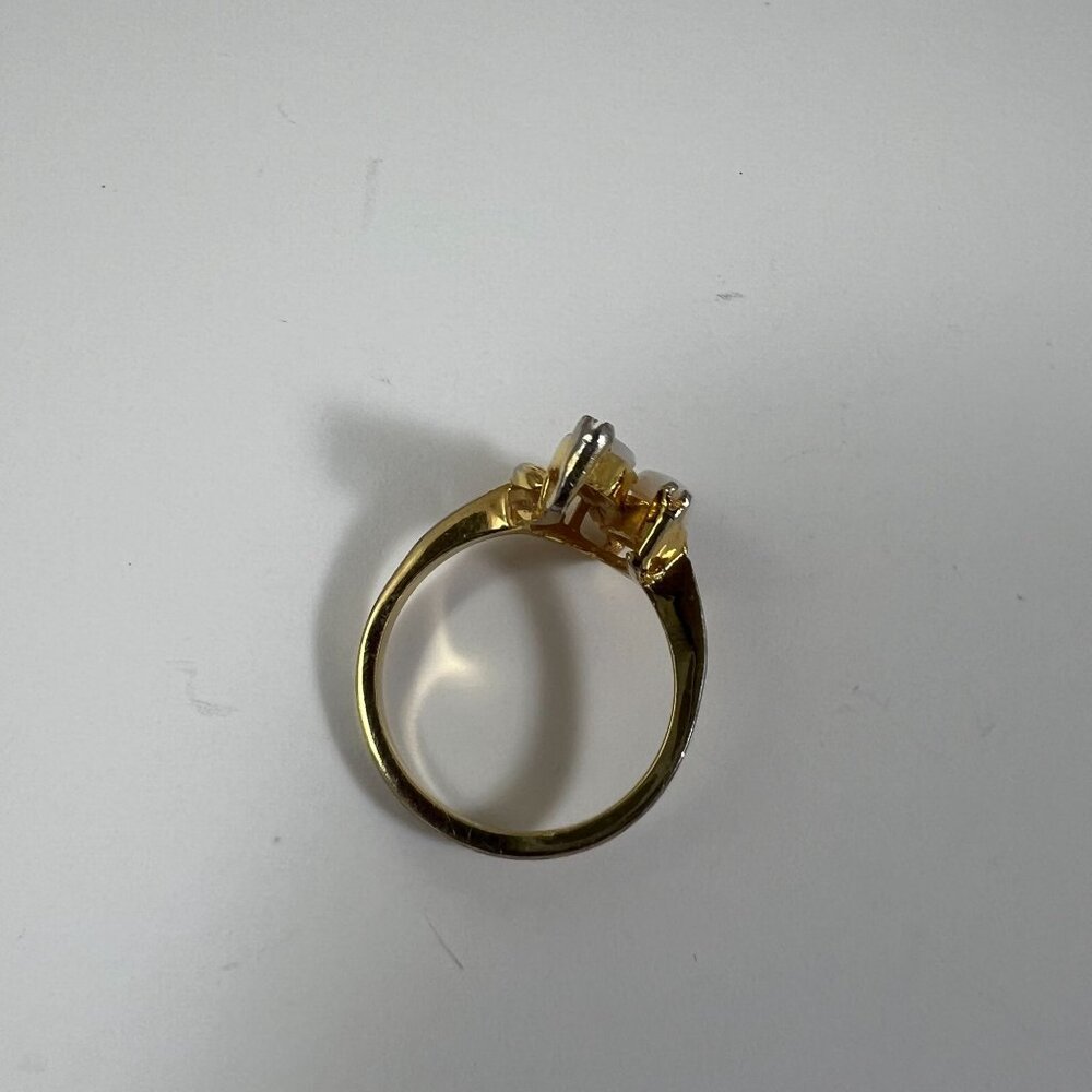 Gold Tone Ring With Oval Opal Stones Size 6.5 - Picture 3 of 3